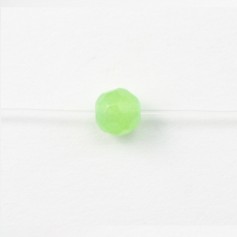 Jade teinté vert clair rond facette 4mm x 10pcs
