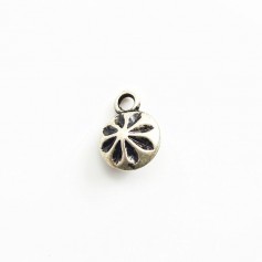 Round charm with flower grave silver tone 10mm x 4pcs