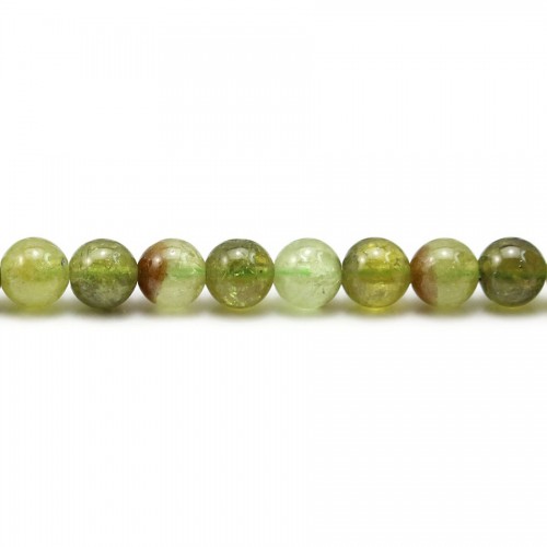 Garnet in green color, in round shape, and in size of 6mm x 39cm