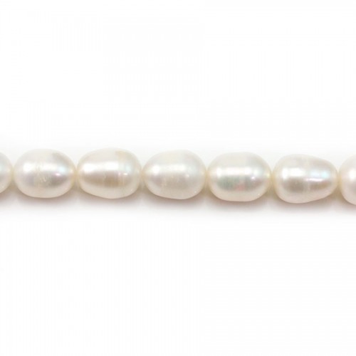 Perles d'eau douce blanches ovale sur fil 10-11mm x 39cm