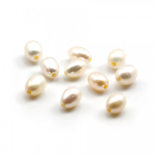 Perla coltivata d'acqua dolce, bianca, oliva, 7-8 mm x 1 pz