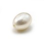 Pearl freshwater blanc ovale 8mm demi tron 0.6mm x 1pc