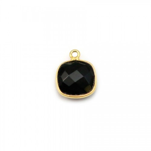 Agate noir de forme carré, 1 anneau, serti en argent doré, 9mm x 1pc