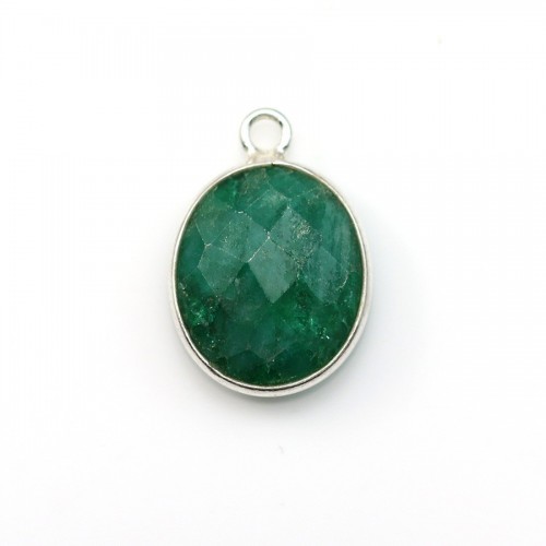 Pietra trattata color smeraldo incastonata su argento ovale sfaccettato 11x13 mm x 1 pz
