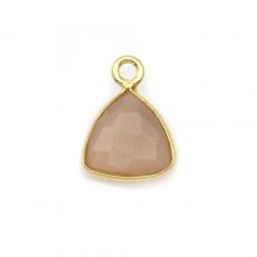 Faceted triangle sunstone set in gold-plated silver 9mm x 1pc