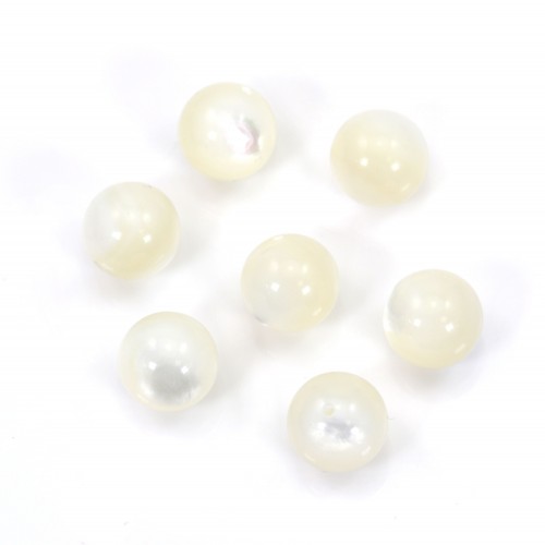 White mother-of-pearl round beads 4mm x 40 pcs