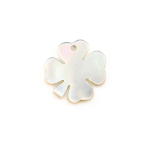 White mother-of-pearl four-leaf clover 13mm x 1pc